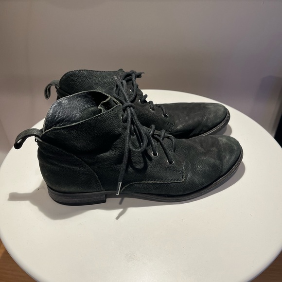 Sam Edelman Mare Black Leather Booties 6M - Picture 10 of 14